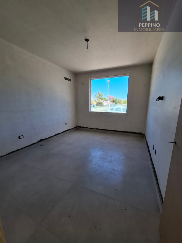VENTA - Casa en 1 Planta | 3 Dormitorios + Oficina | Barrio Bela Vista