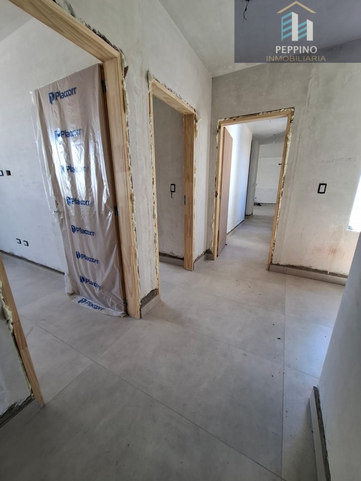 VENTA - Casa en 1 Planta | 3 Dormitorios + Oficina | Barrio Bela Vista