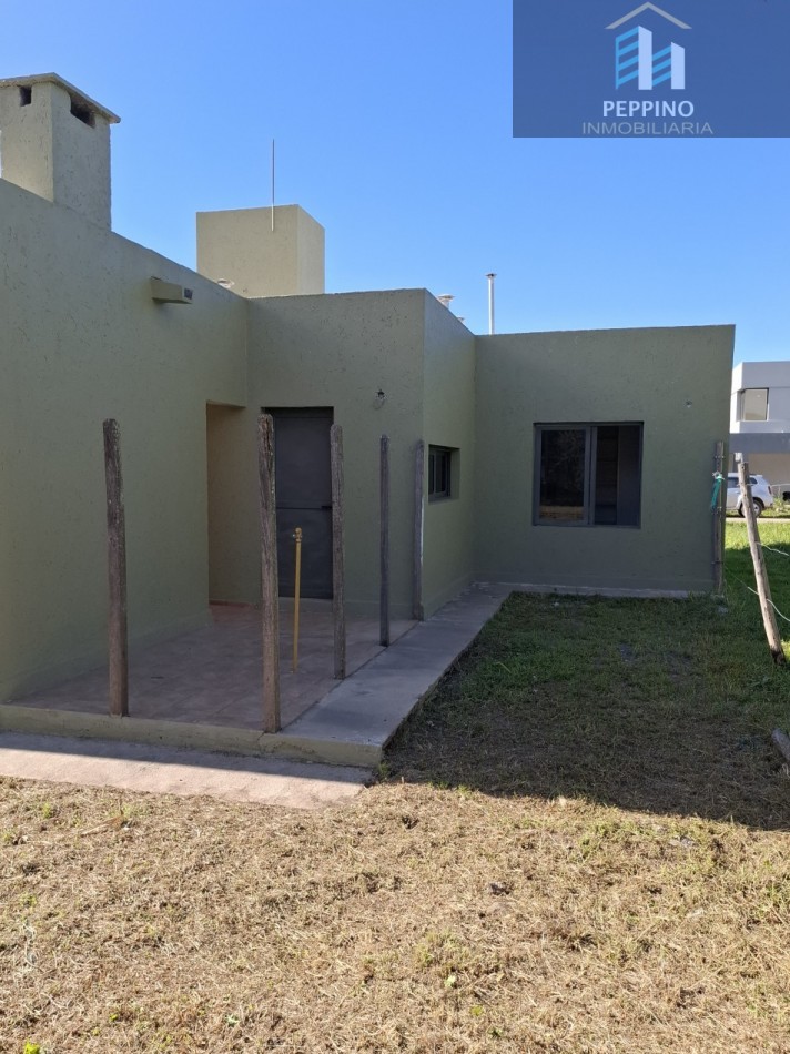 Se vende casa 3 dormitorios Villa Catalina
