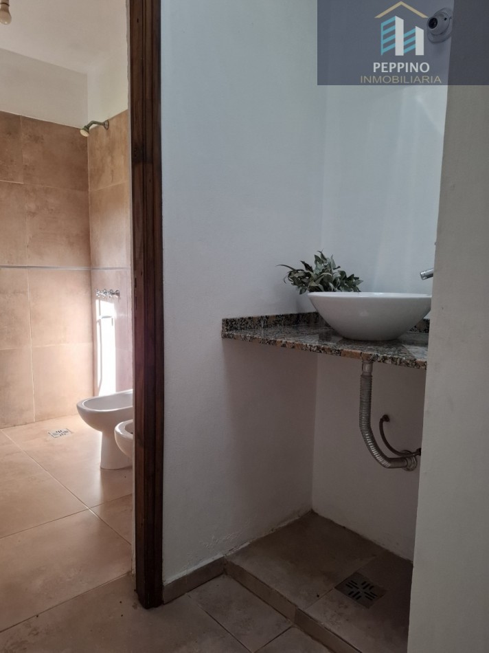 Se vende casa 3 dormitorios Villa Catalina