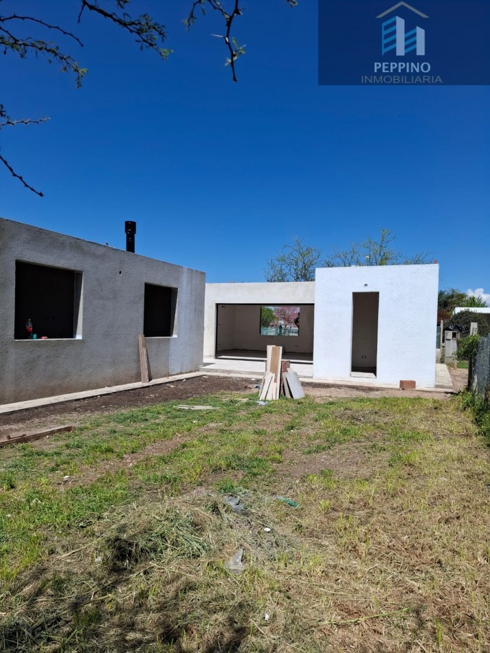 VENTA - Casa en 1 Planta | 3 Dormitorios + Oficina | Barrio Bela Vista