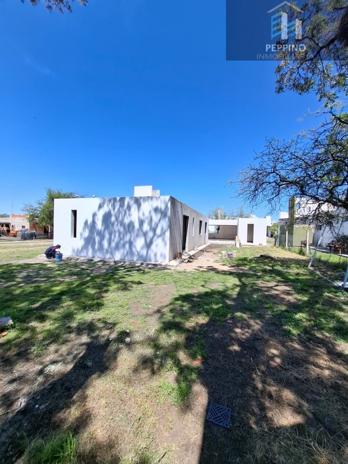 VENTA - Casa en 1 Planta | 3 Dormitorios + Oficina | Barrio Bela Vista