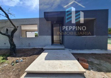 VENTA - Casa en 1 Planta | 3 Dormitorios + Oficina | Barrio Bela Vista